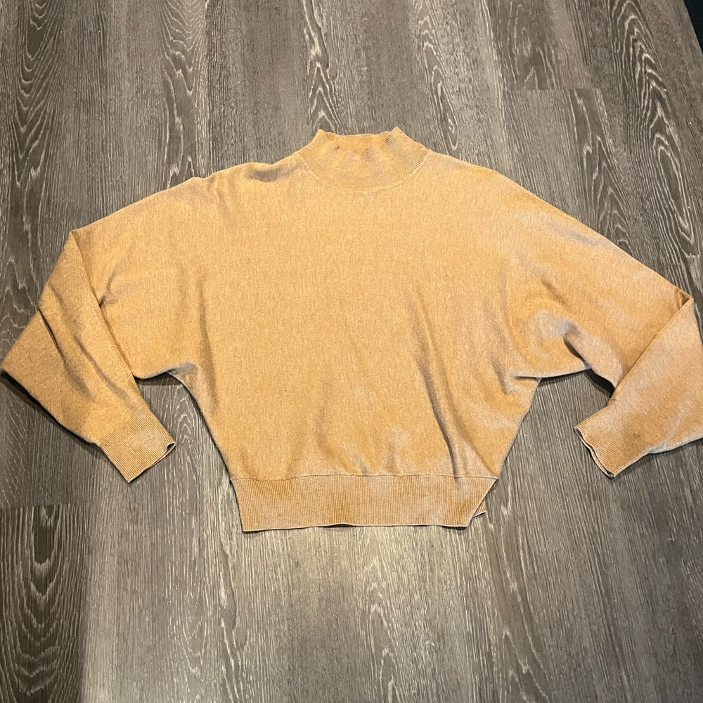 H&M | Mock Neck Bat Wing Sweater | Camel | XS